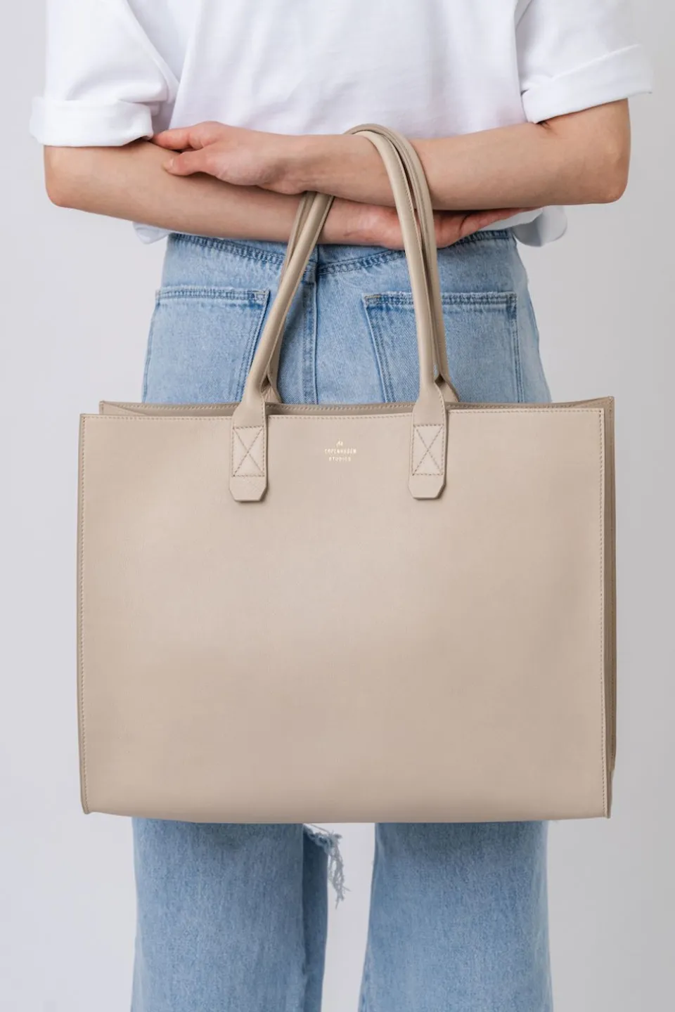 cph-bag-6-vitello-JeZMWeIP-4.webp Hot COPENHAGEN STUDIOS Cph Bag 6 Vitello Natuur